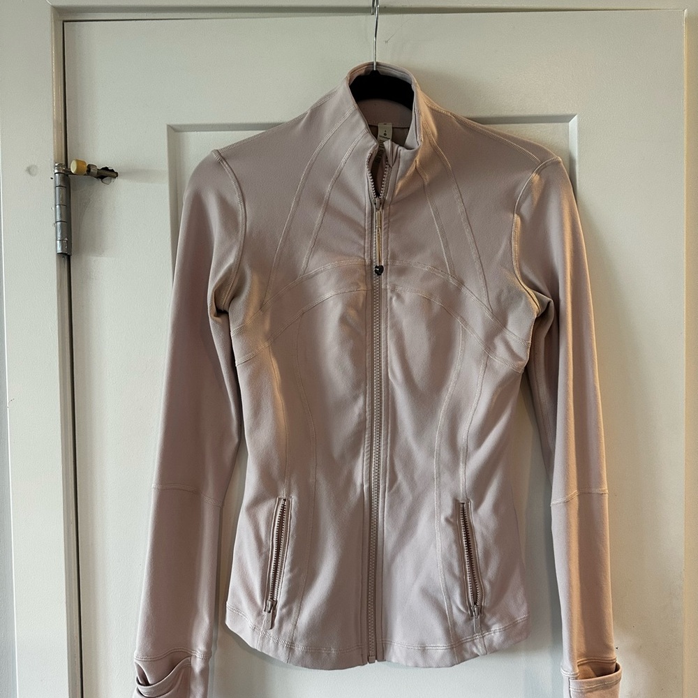 Lululemon Jacket (LIKE NEW)